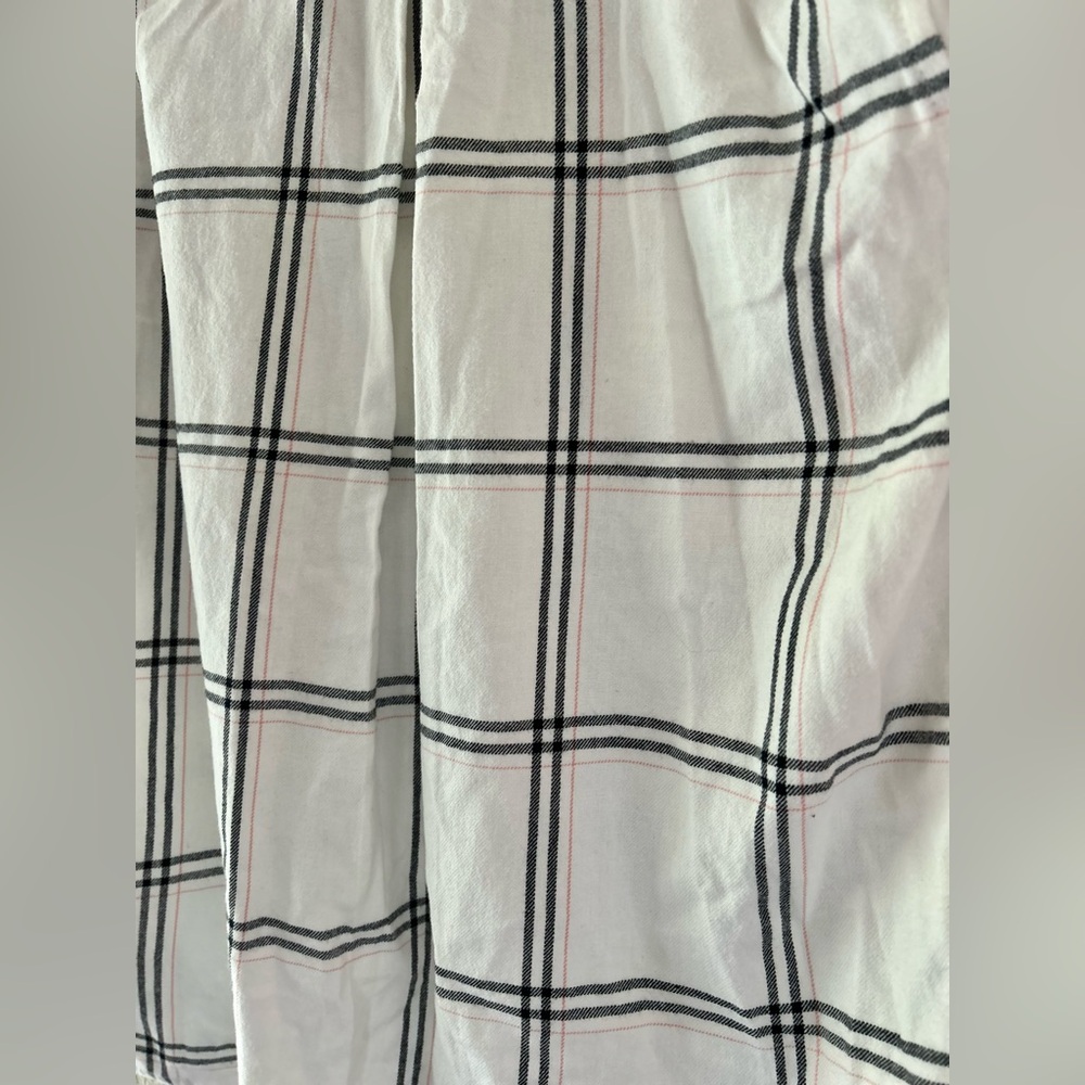 Roxy Young Again Long Sleeve Button Down Black & Pink Flannel | S - Picture 10 of 10